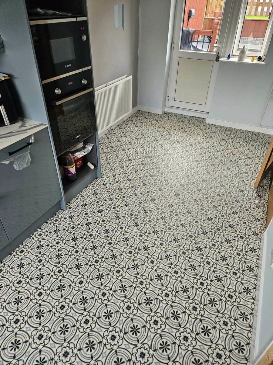 patterned kitchen vinyl, fitted by BDL Carpets & Vinyl in Sheffield